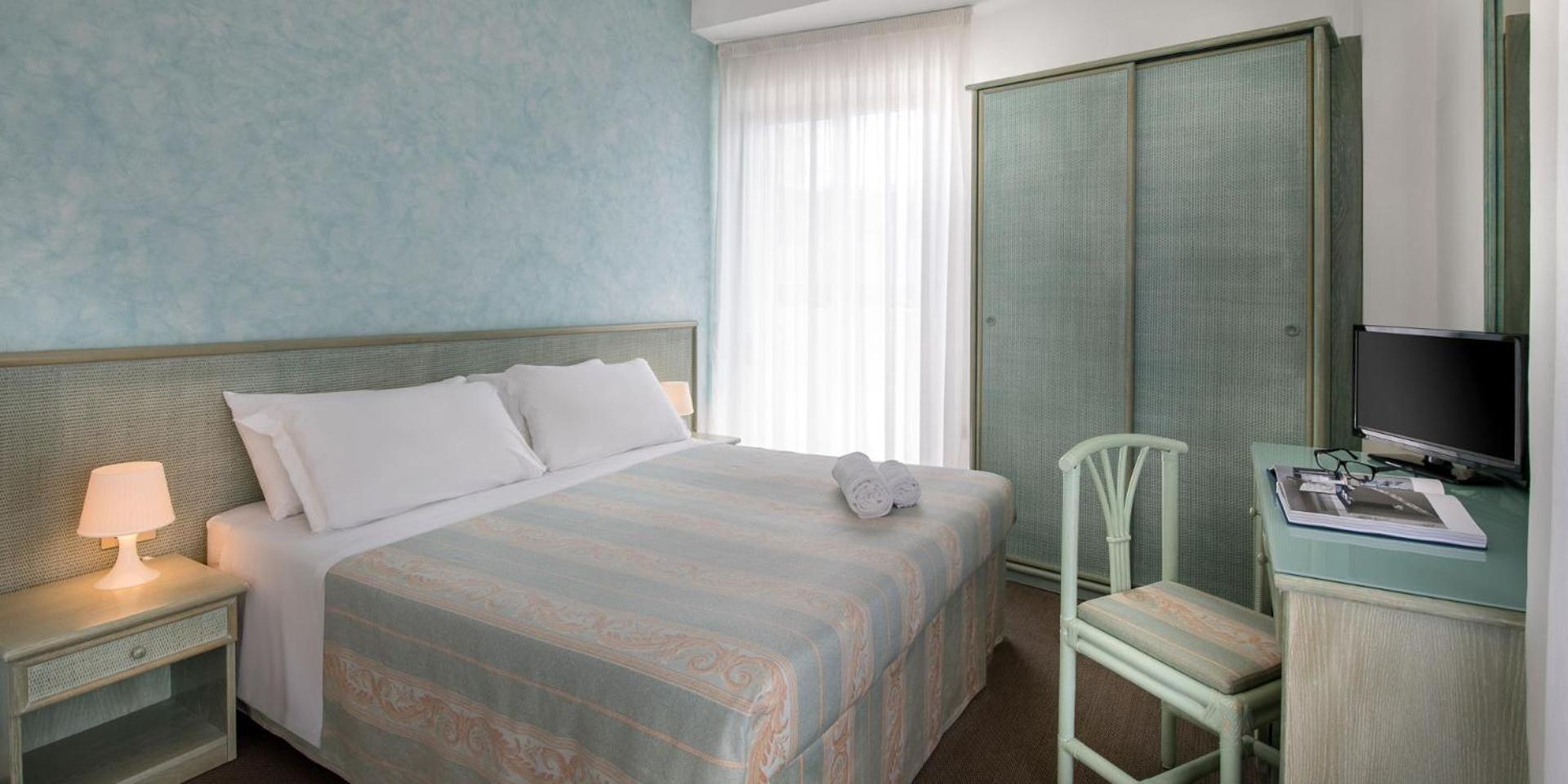 Hotel Cristina Corona Cattolica Buitenkant foto